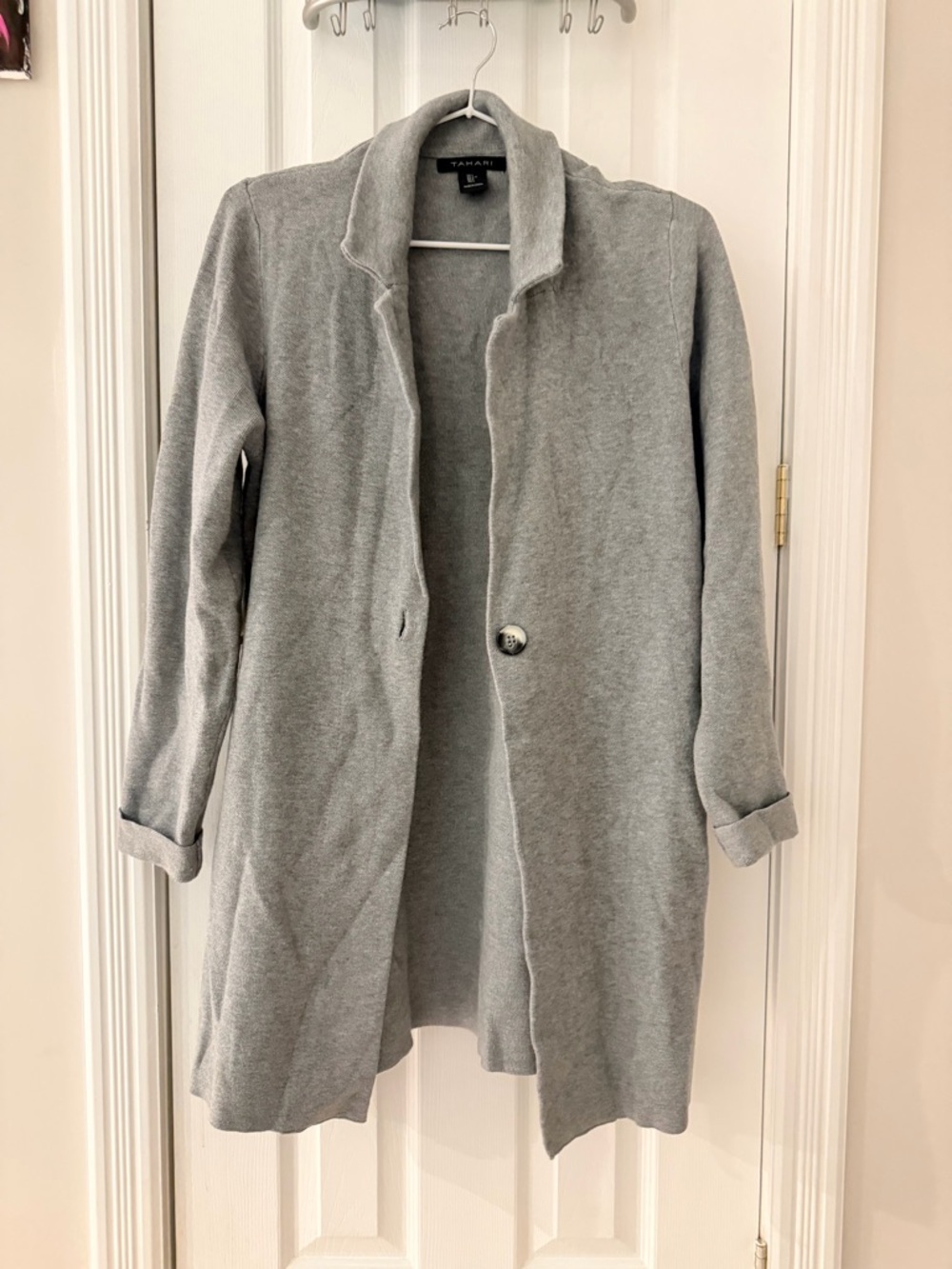 Tahari Gray Knit Open Cardigan